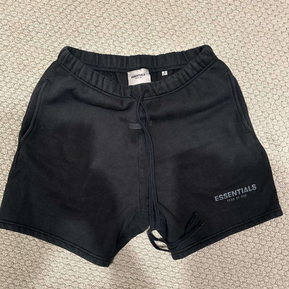 Mens Fear of God Essentials Sweat Shorts Black SS22 size Small